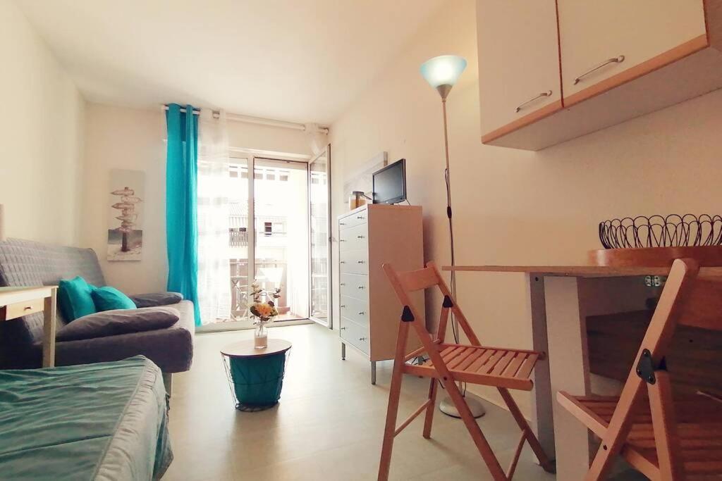 Agreable Studio Avec Terrasse A150M De La Plage Apartment Сен-Жорж-дьо-Дидон Екстериор снимка